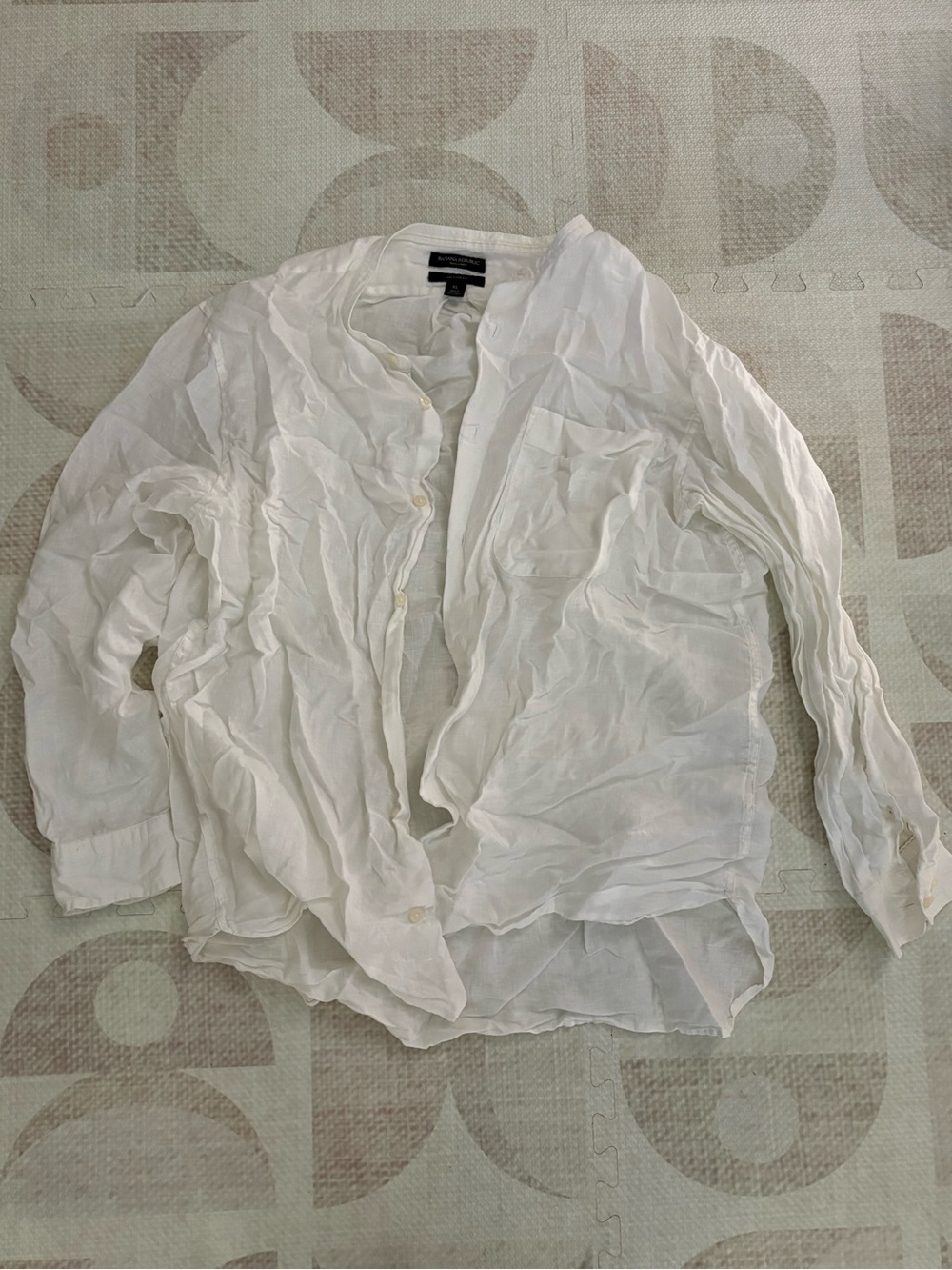 Oversize Style Banana Republic White Men's Button-Down Linen Shirt